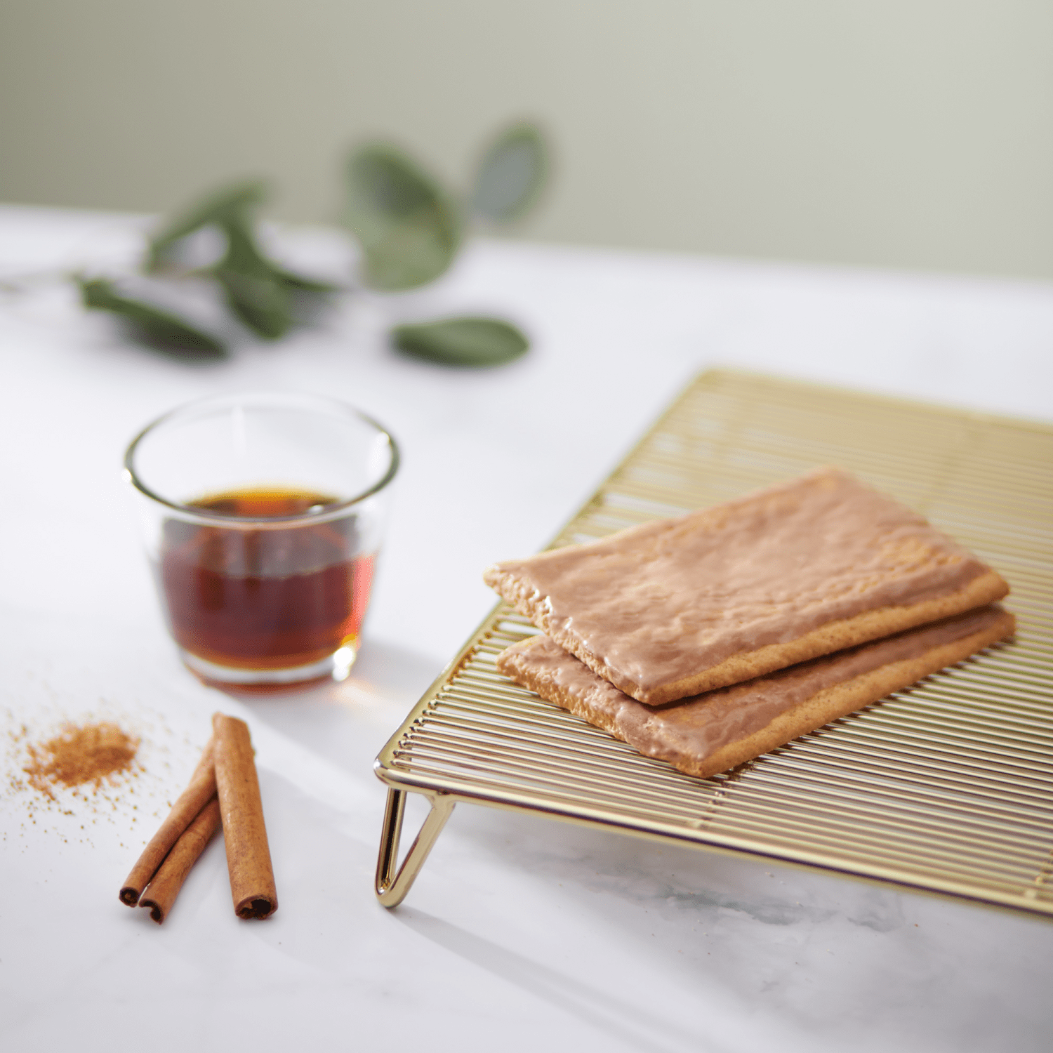 Frosted_Mmmaple_Brown_Sugar_Toaster_Pastries_058449410164-41016U2