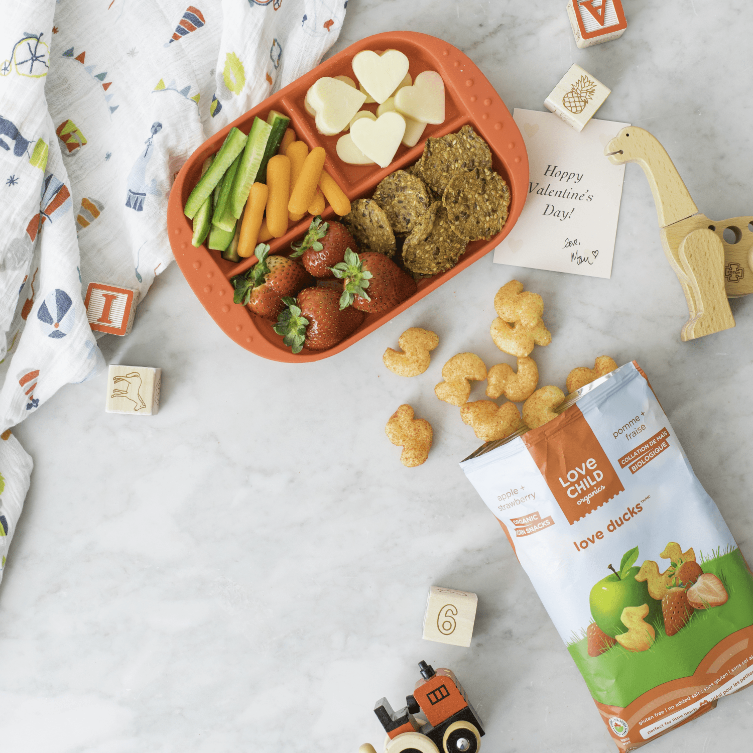 Love_Ducks_Apple_plus_Strawberry_Corn_Snacks_858860001480-24294