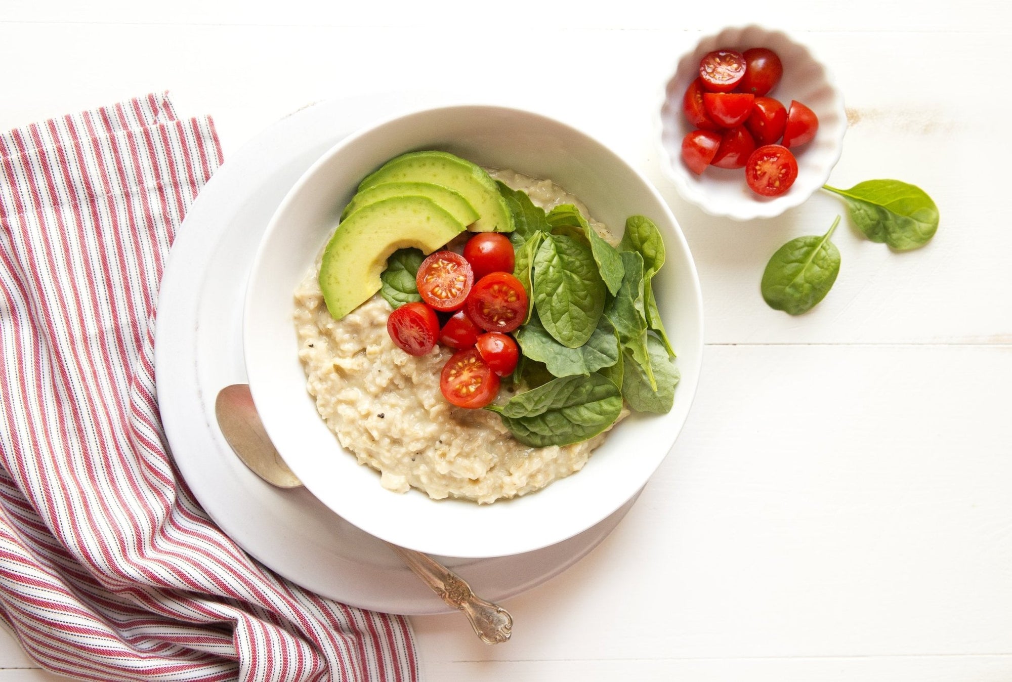 Cheesy Oats with Tomato, Avocado and Spinach