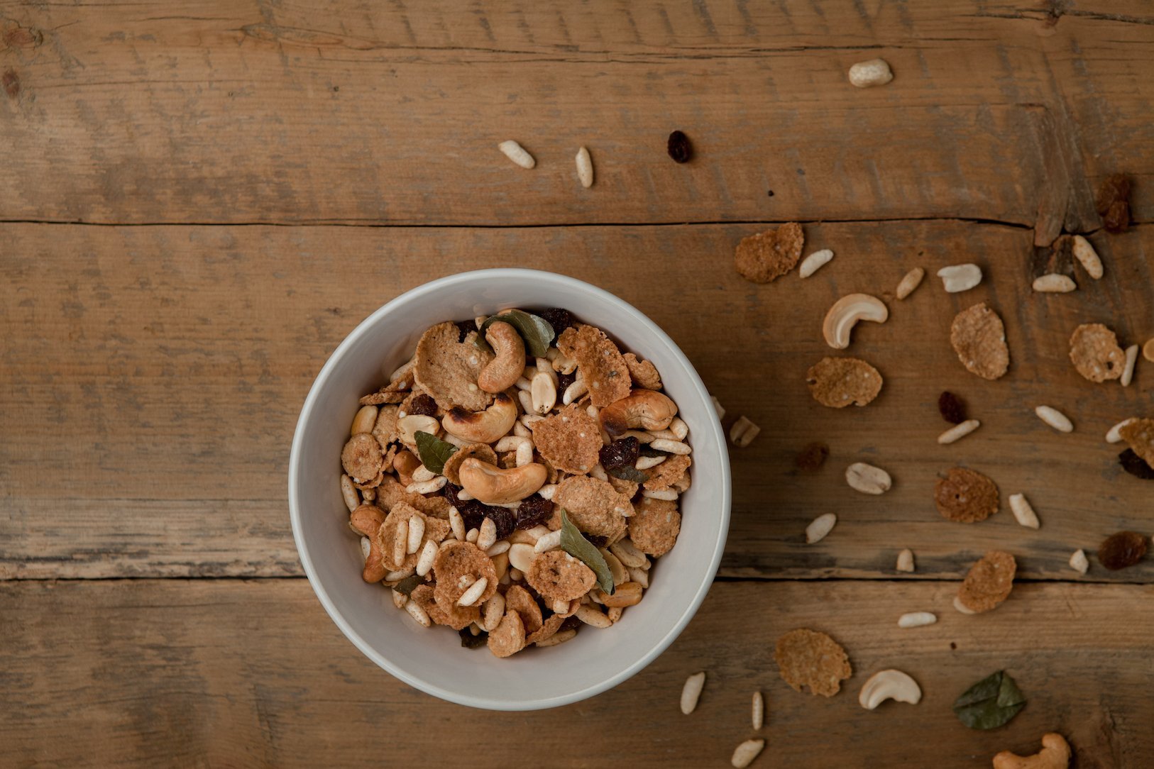 Curried Cashew and Heritage Flakes Cereal Snack Mix