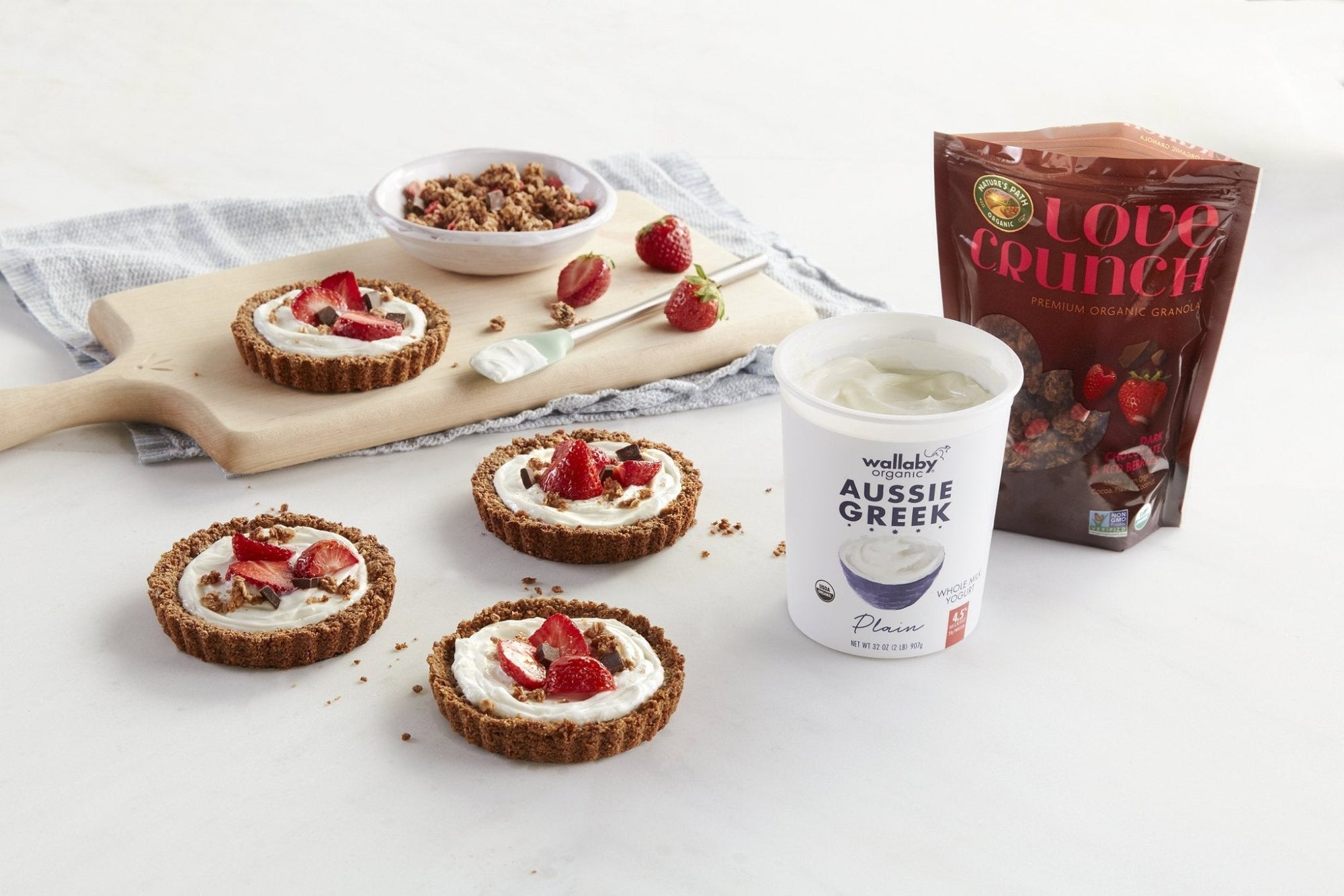 Love Crunch Granola Fruit Tart