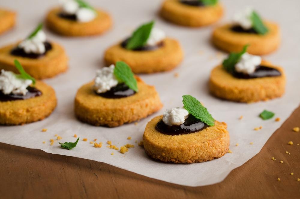 Spiced Cornflake Crackers with Feta Cheese & Chutney