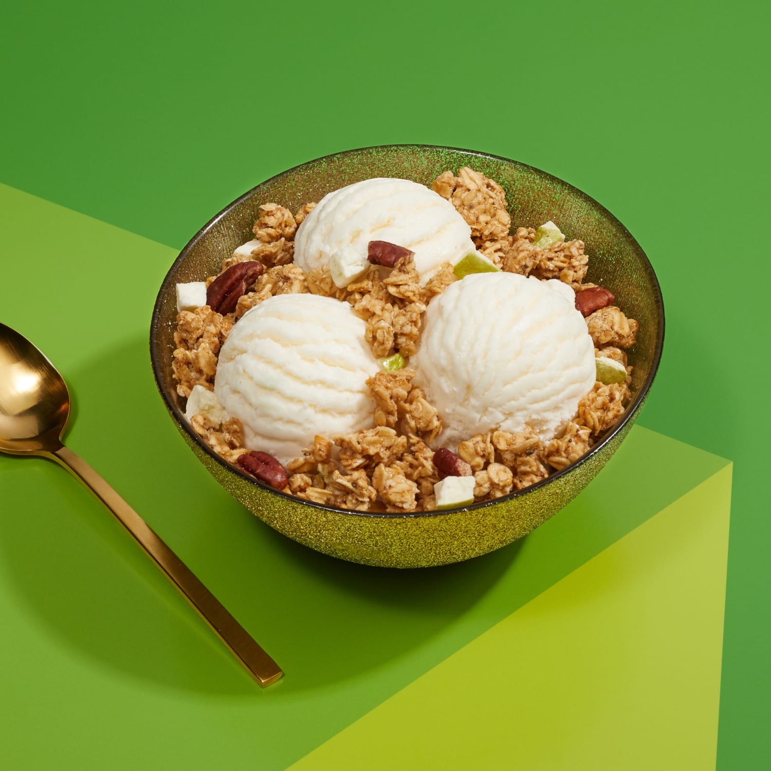 Apple-Chia-Crumble-Granola