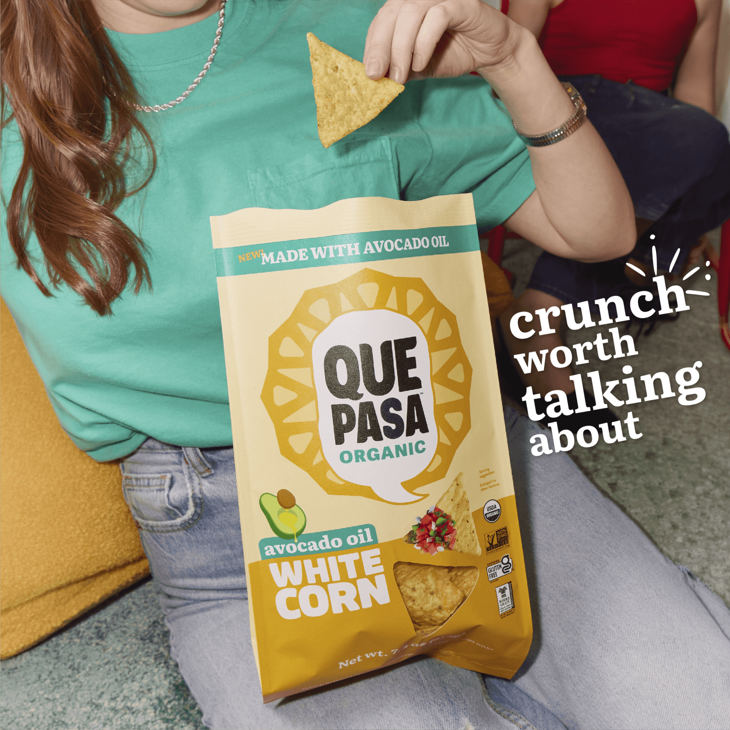 Avocado_Oil_White_Corn_Tortilla_Chips_068826252713