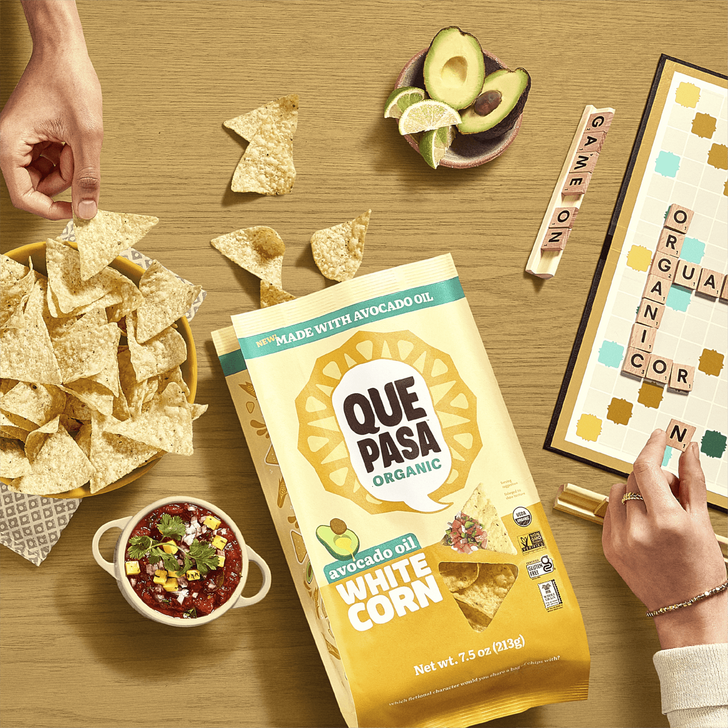 Avocado_Oil_White_Corn_Tortilla_Chips_068826252713-25271U