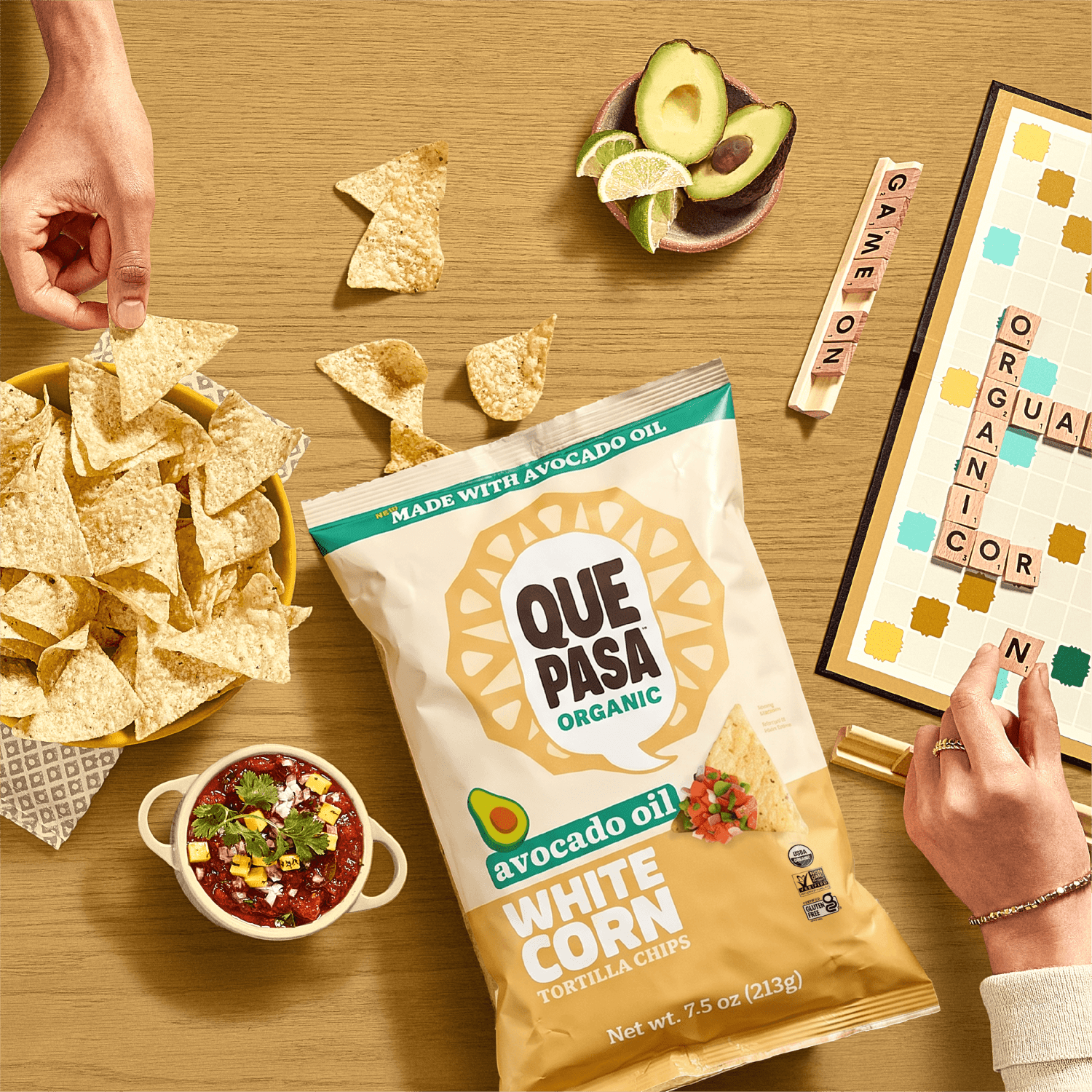 Avocado_Oil_White_Corn_Tortilla_Chips_068826252713-25271U