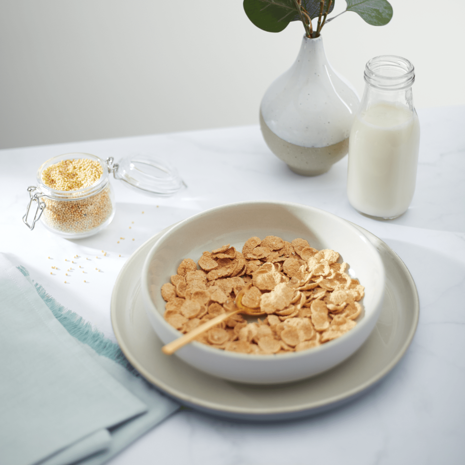 Millet_Rice_Flakes_Cereal_058449770084-77008U