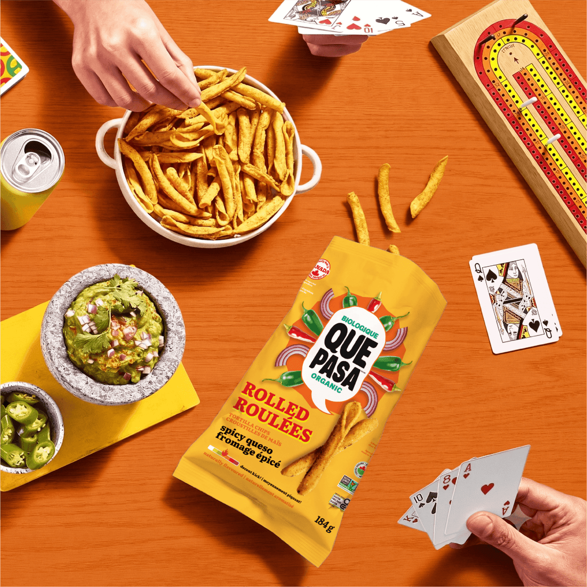 Spicy_Queso_Rolled_Tortilla_Chips_068826252577-252572