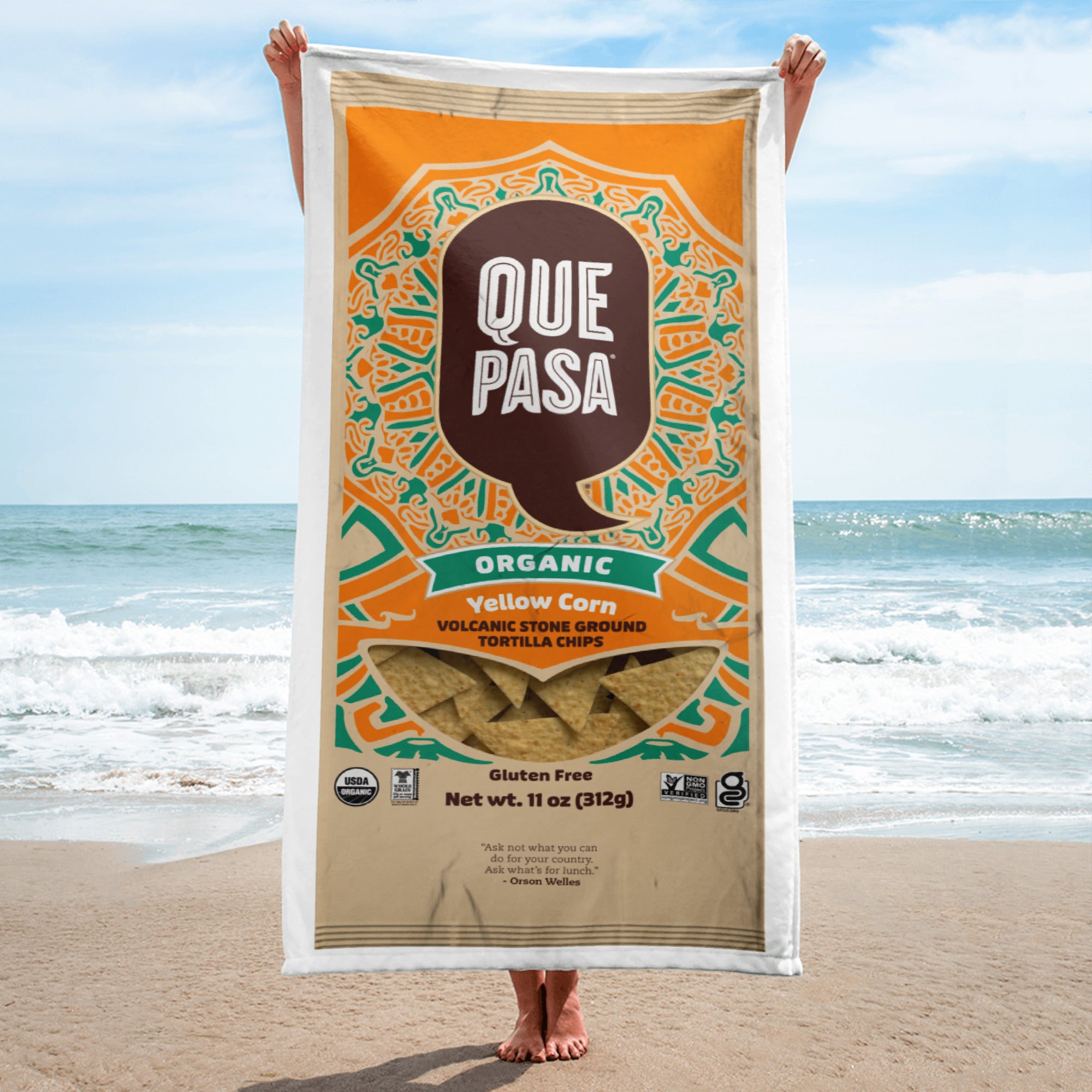 Que Pasa Beach Towel